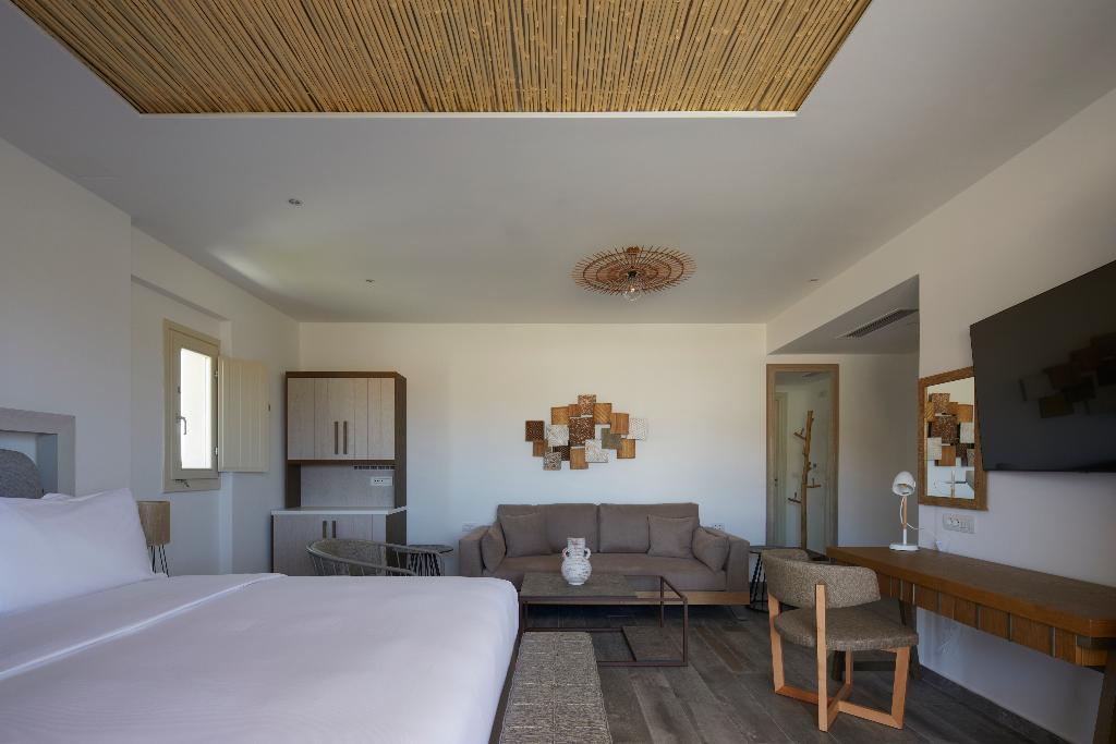 Sea Breeze Santorini Beach Resort, Curio Collection b Hilton photo 447
