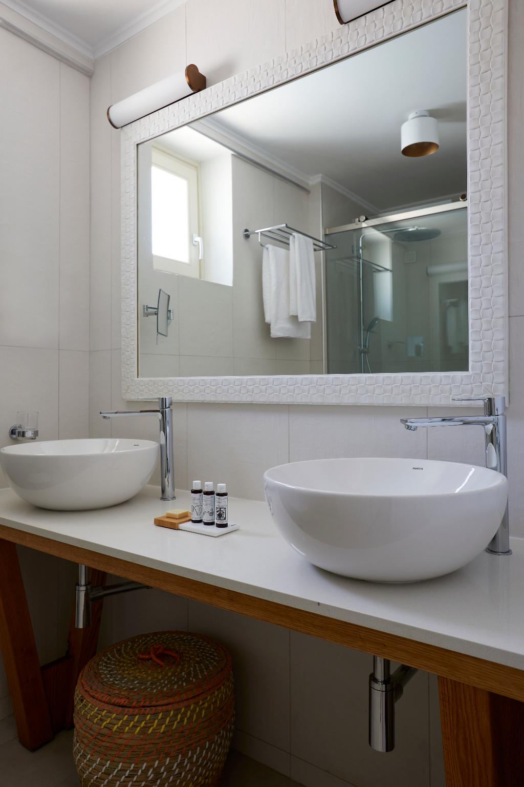 Sea Breeze Santorini Beach Resort, Curio Collection b Hilton photo 109