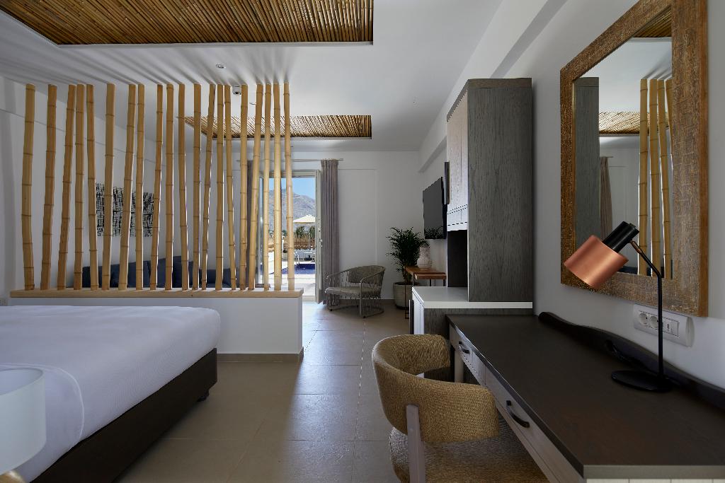 Sea Breeze Santorini Beach Resort, Curio Collection b Hilton photo 124