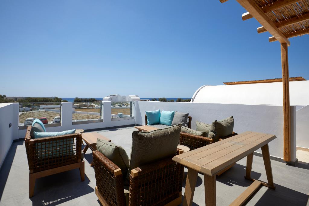 Sea Breeze Santorini Beach Resort, Curio Collection b Hilton photo 270