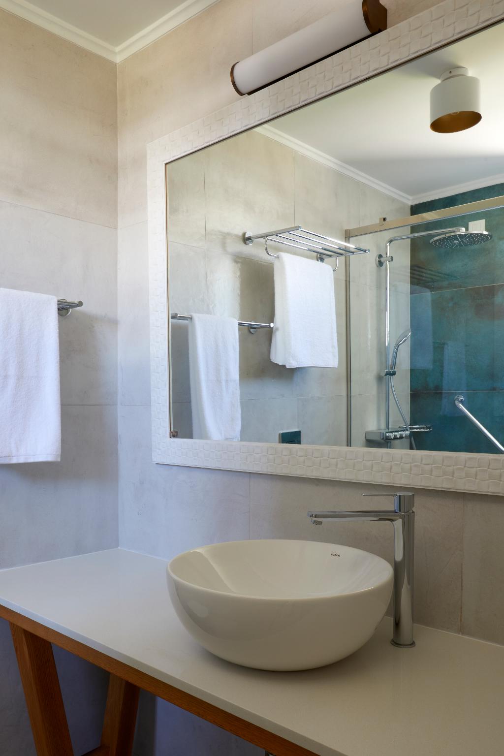 Sea Breeze Santorini Beach Resort, Curio Collection b Hilton photo 264