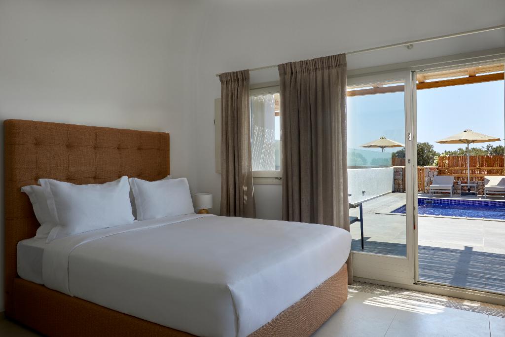 Sea Breeze Santorini Beach Resort, Curio Collection b Hilton photo 282
