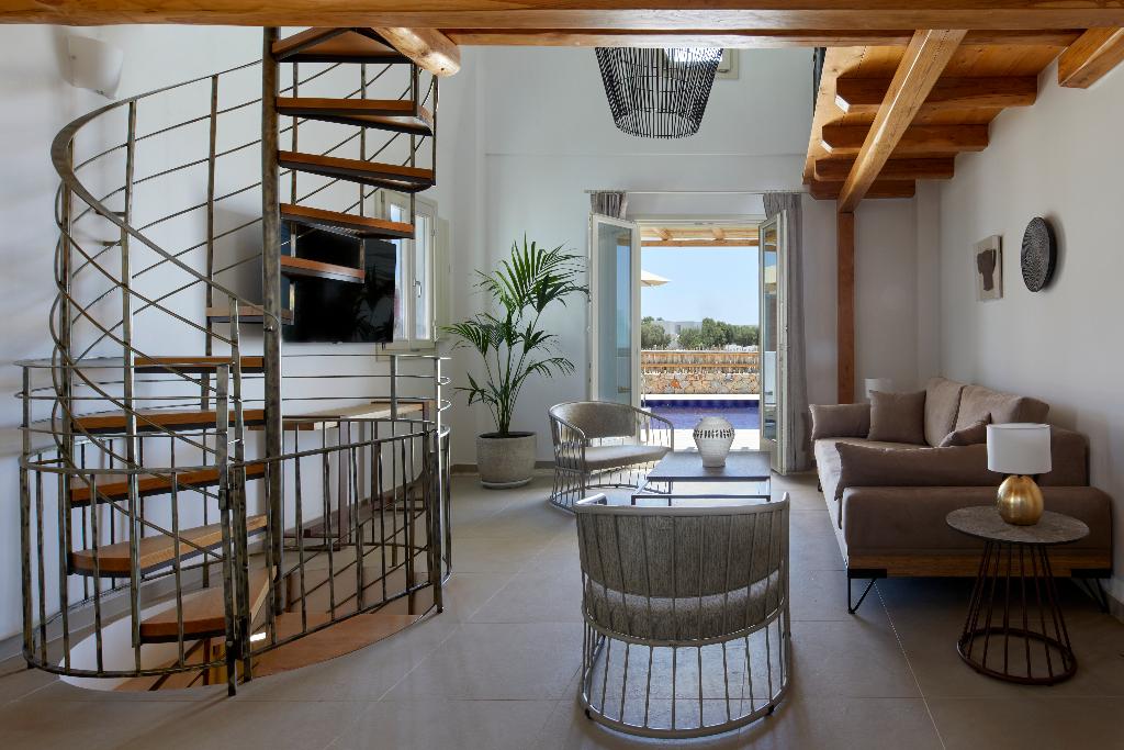Sea Breeze Santorini Beach Resort, Curio Collection b Hilton photo 28