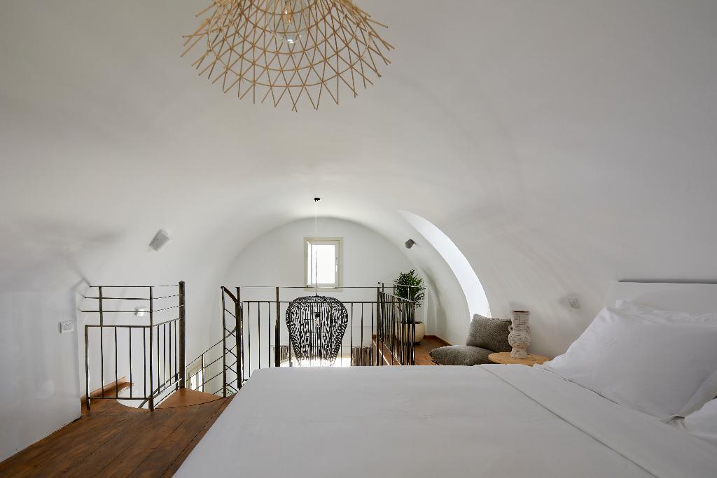Sea Breeze Santorini Beach Resort, Curio Collection b Hilton photo 11