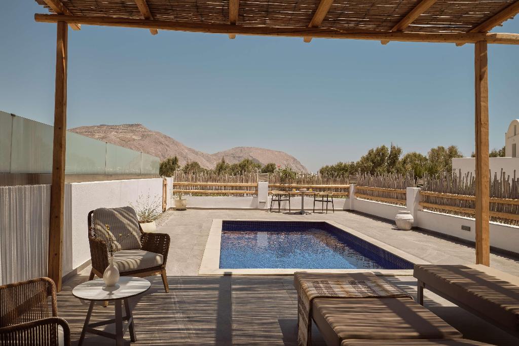 Sea Breeze Santorini Beach Resort, Curio Collection b Hilton photo 363