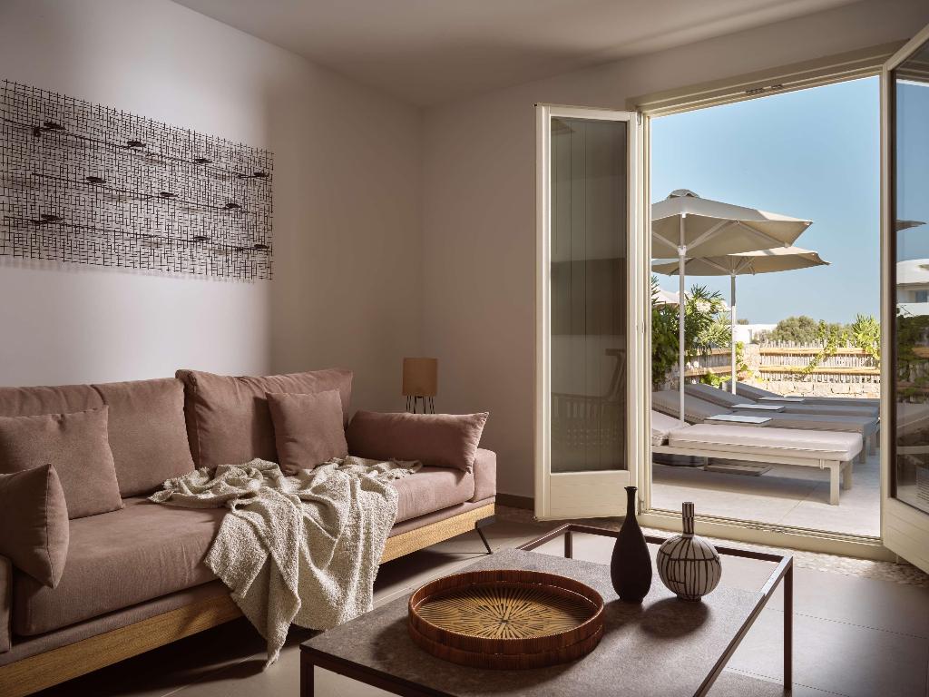 Sea Breeze Santorini Beach Resort, Curio Collection b Hilton photo 46