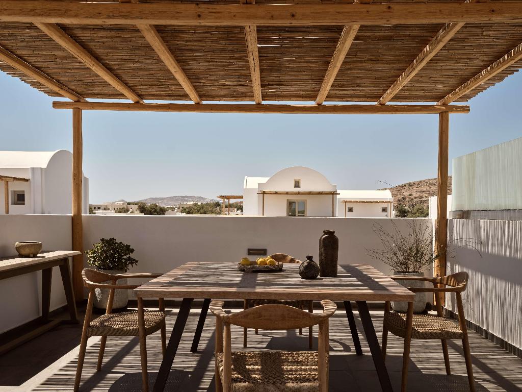 Sea Breeze Santorini Beach Resort, Curio Collection b Hilton photo 419