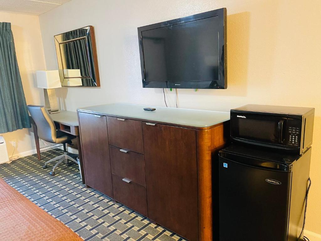 Rodeway Inn Greenwood