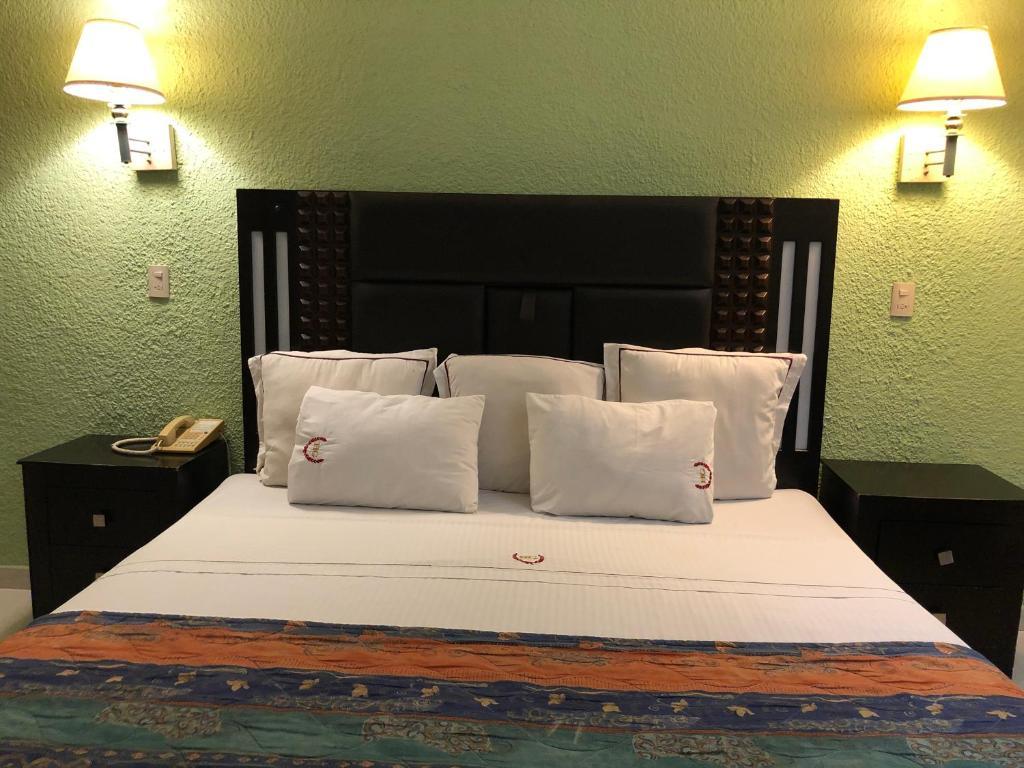 Frances Hotel