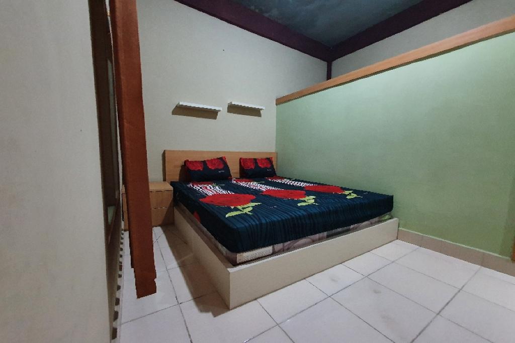 OYO 90976 Bagus Family Syariah