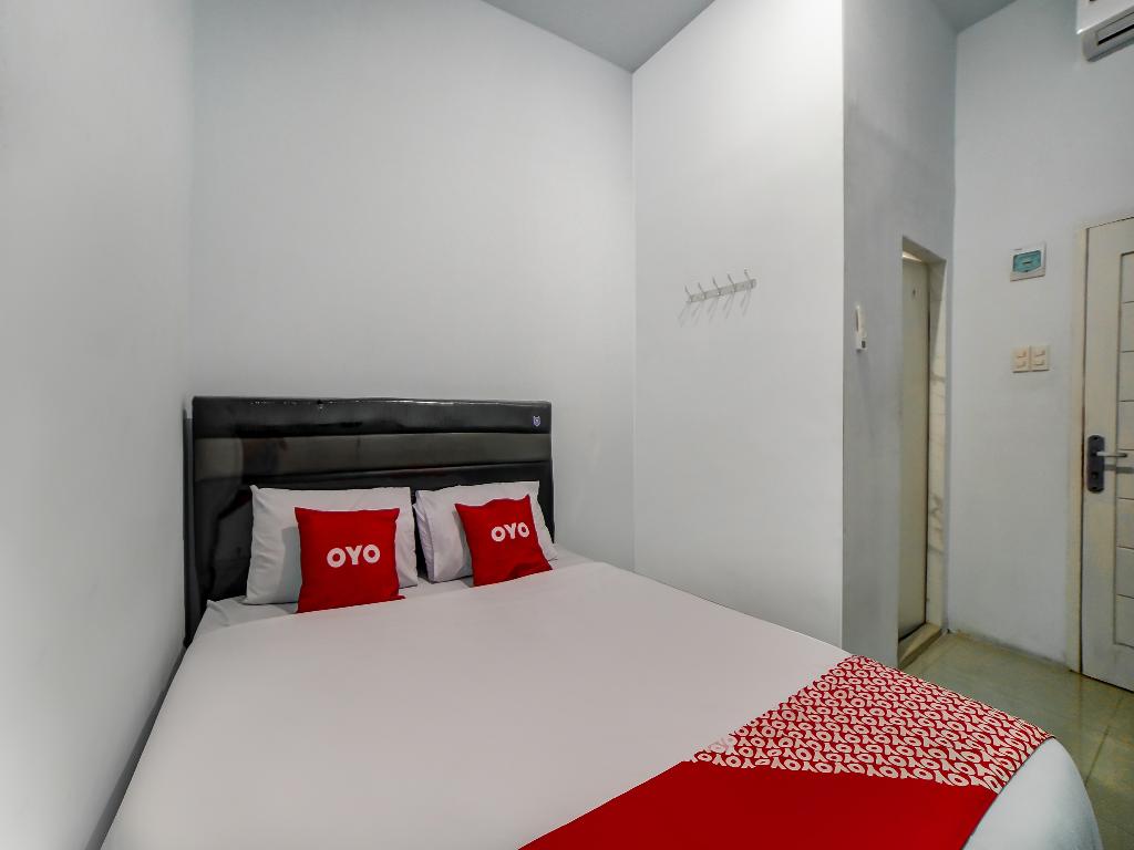 OYO 90994 Ada Guest House