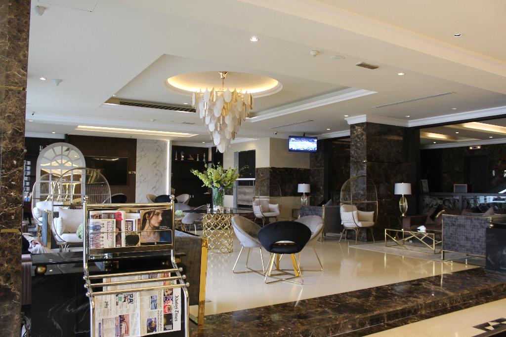 Al Khaleej Palace Deira Hotel - Lobby
