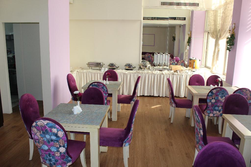 Al Khaleej Palace Deira Hotel - Restaurant