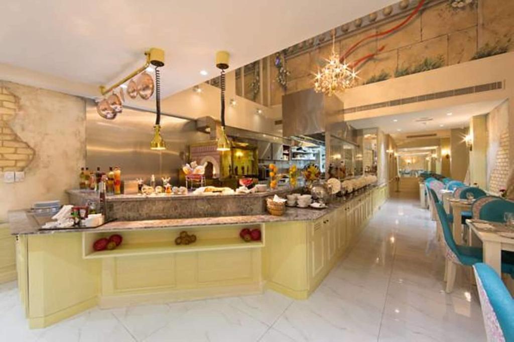 Al Khaleej Palace Deira Hotel - Restaurant