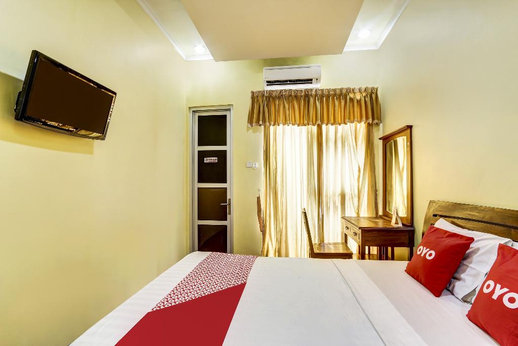 91036 Hotel Simpang Lima Gkpri