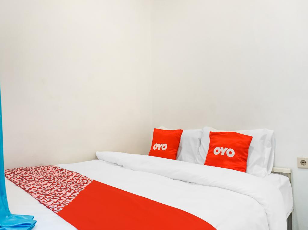 OYO 91074 Stariez Senen