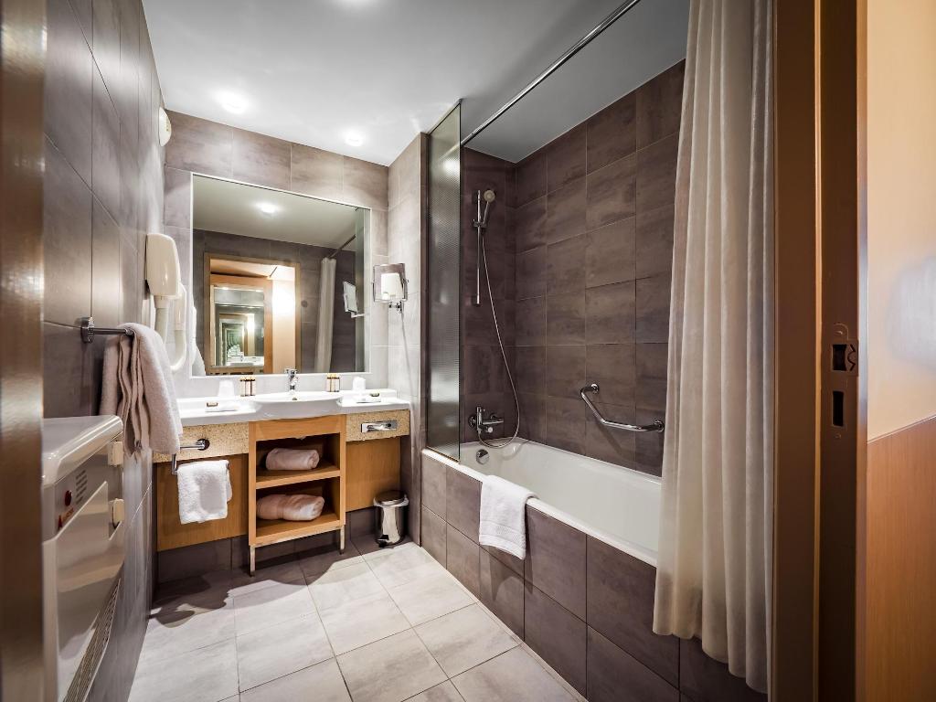 Hotel Le Pre Carre