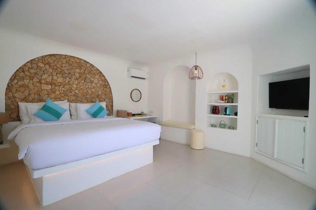 Loccal Collection Hotel