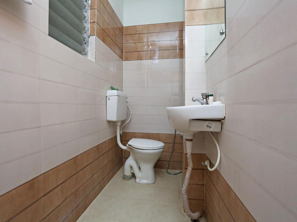 13265 Aashray Guest House