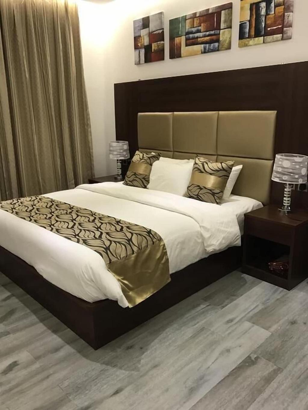 Rosalina Hotel