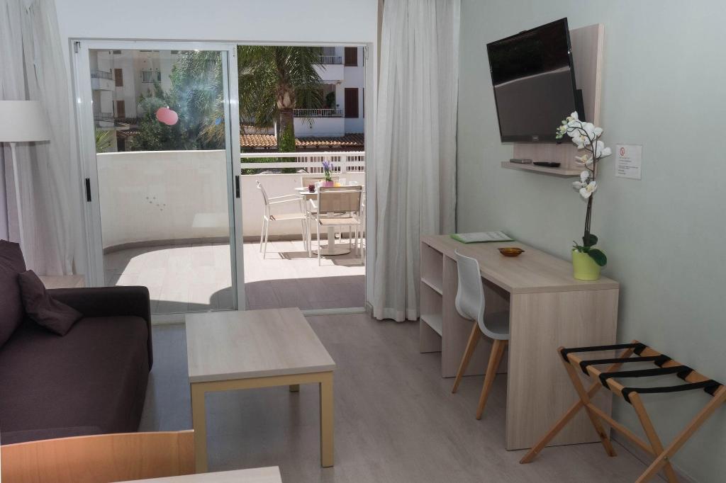 Diana Apartments