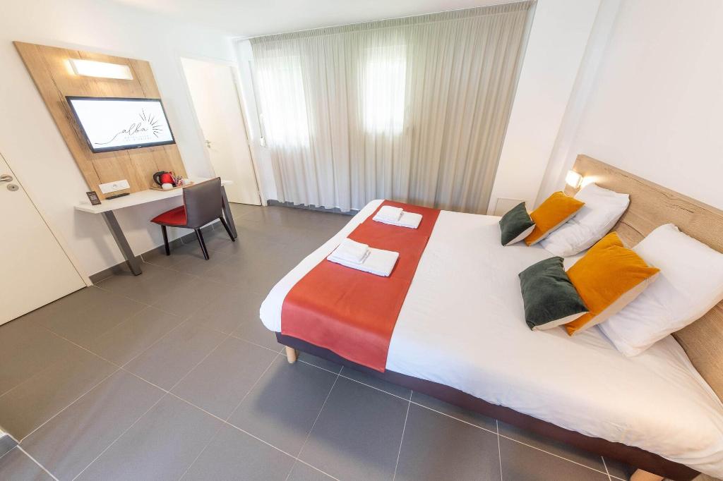 Hotel-Club Lac d'Orient