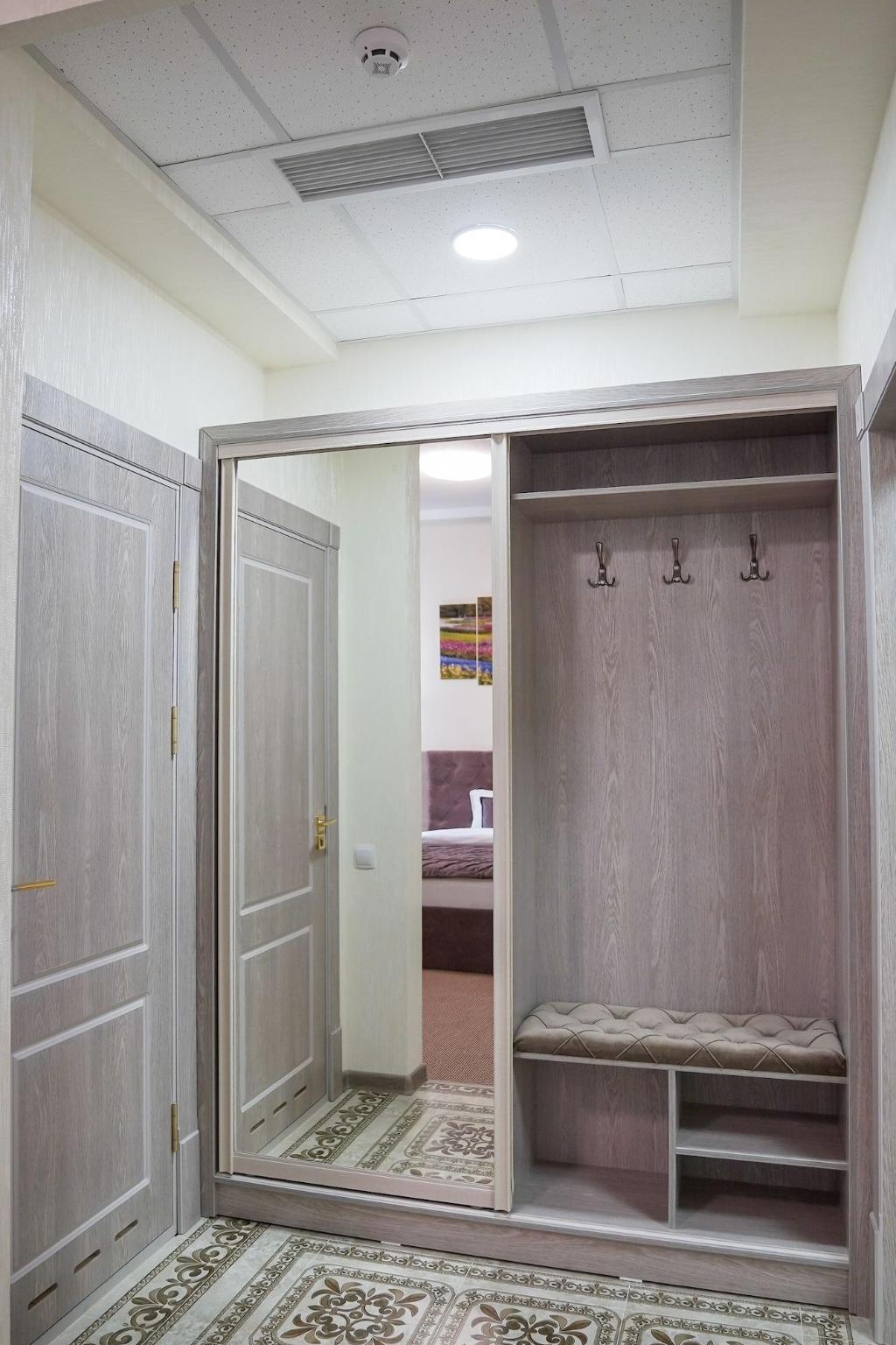 Level Hotel
