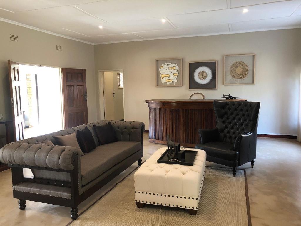 Lifesong Lodge - Lobby
