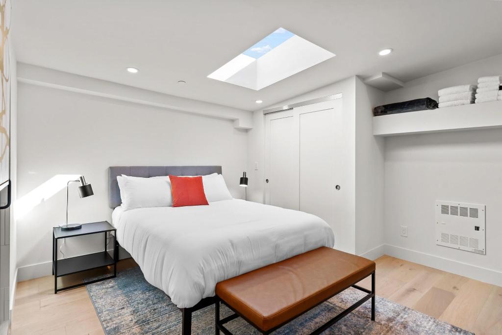 The Addison by Kasa