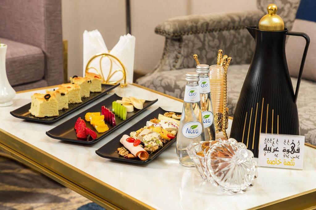 Season Star Hotel