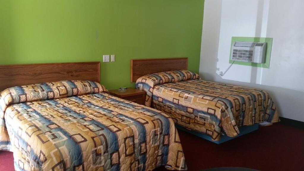 Relax Inn Motel