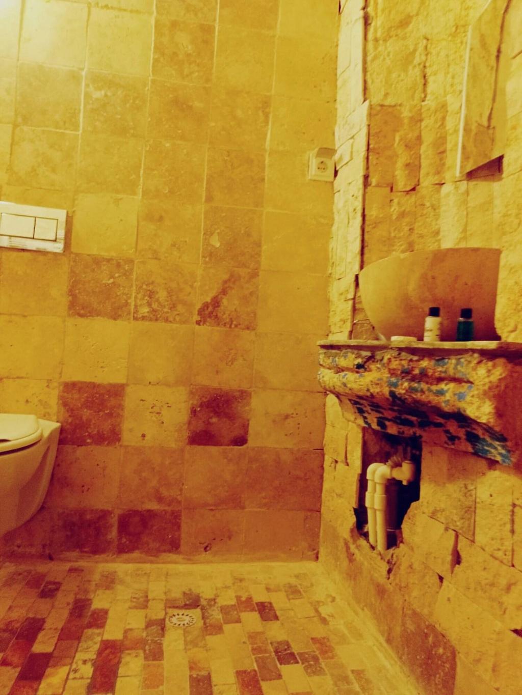 Stone Age Hotel