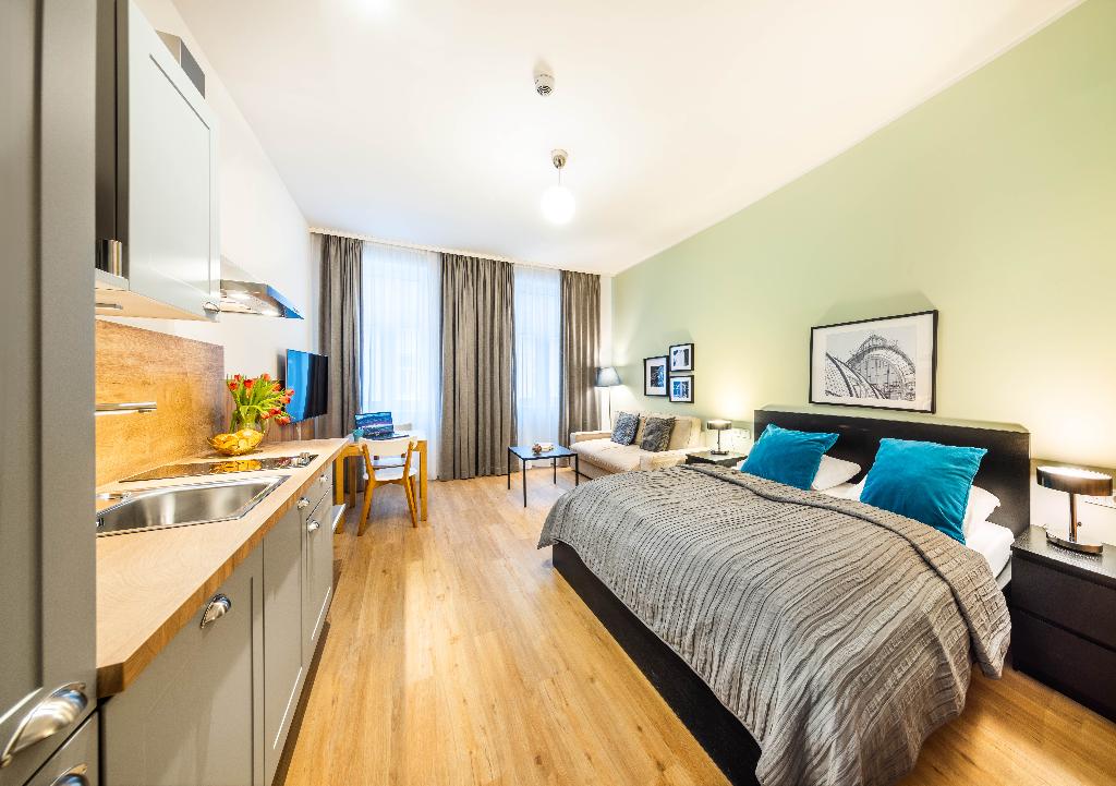 Jimmy's Apartments Emerald
