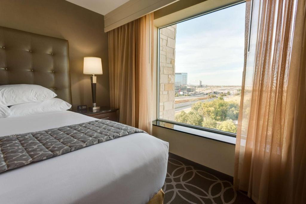 Drury Inn & Suites Dallas Frisco photo 7