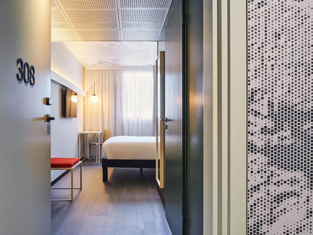 Ibis Montlhery Paris Sud