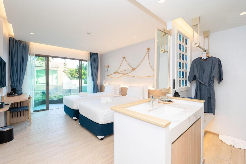 Panwaburi Beachfront Resort Sha Extra Plus