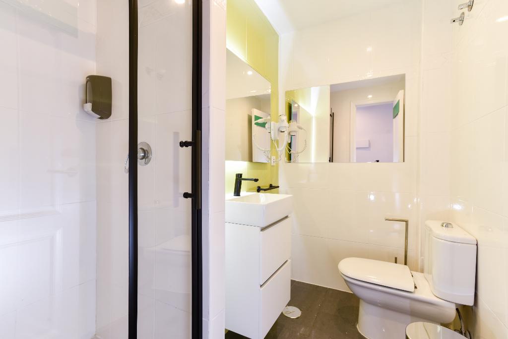 Hotel Kuve