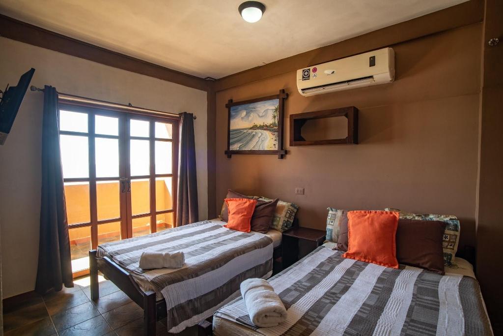 Ast Surf Hotel