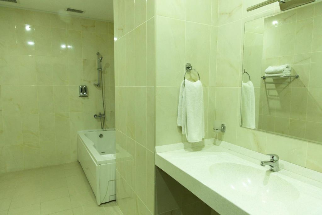 INNAB INN HOTEL (exCaspian Business Hotel)