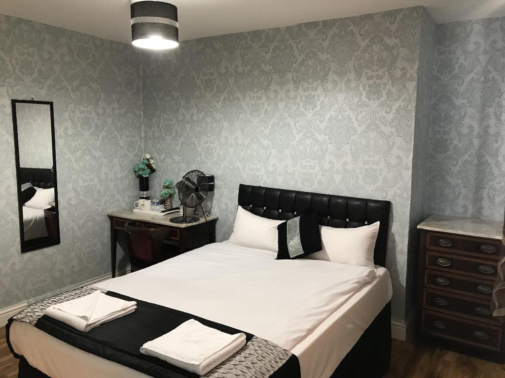 Pacific Inn London Heathrow - General view