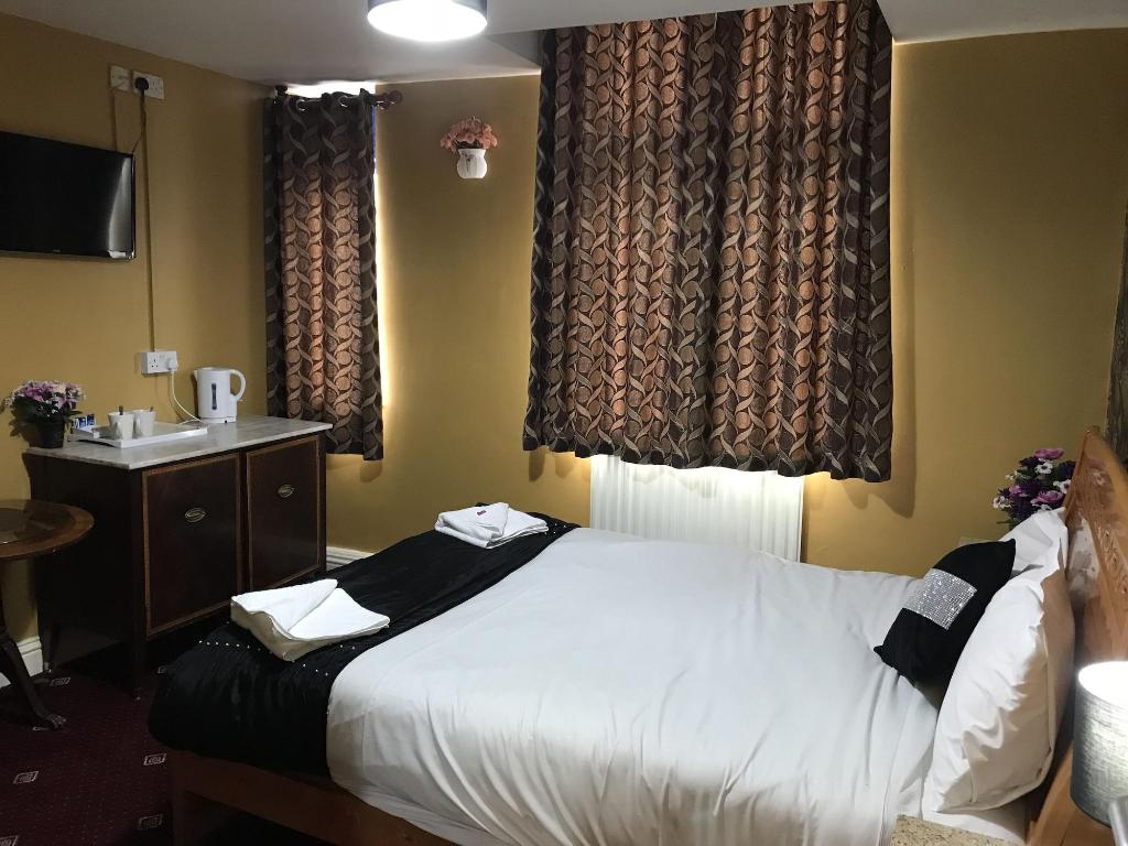 Pacific Inn London Heathrow - General view
