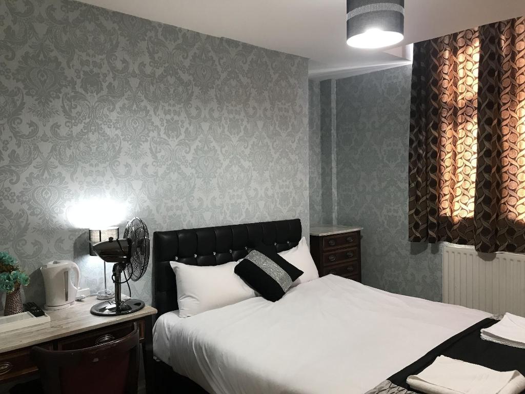 Pacific Inn London Heathrow - General view