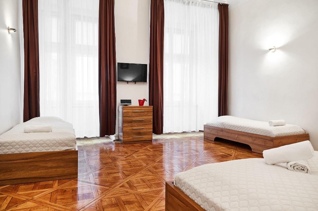 Cracow Main Square Apartments