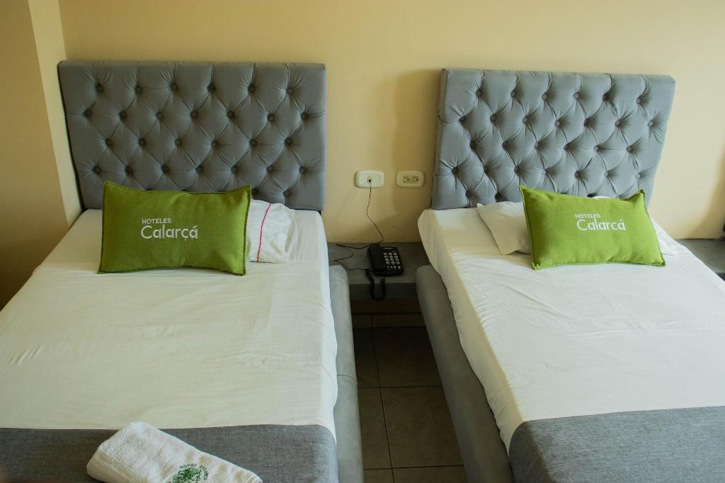 Hotel Calarca N2