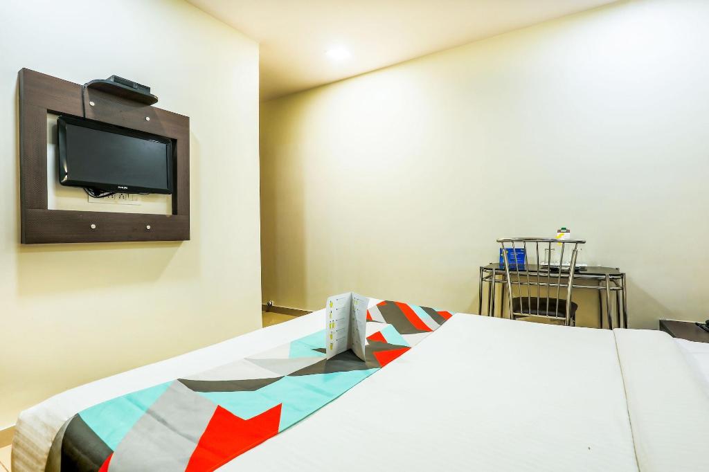 Oyo 7148 Adore Inn