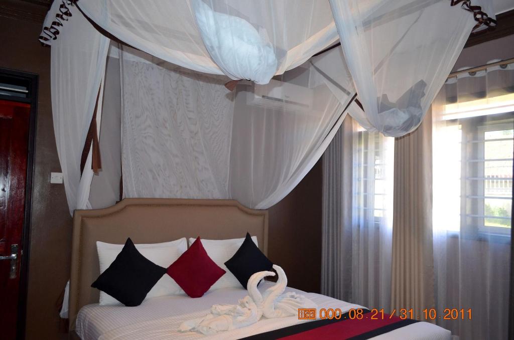 Saffron Beach Bistro Cottages