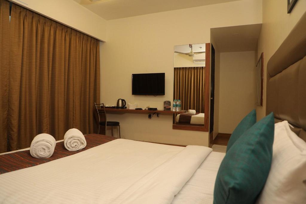 Sky Suites By Monarch
