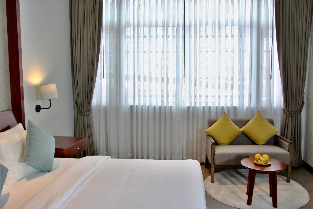 Indra Hotel