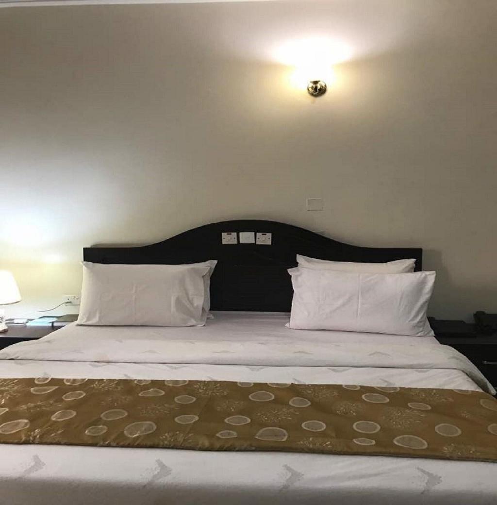 Jim Eddy Suites