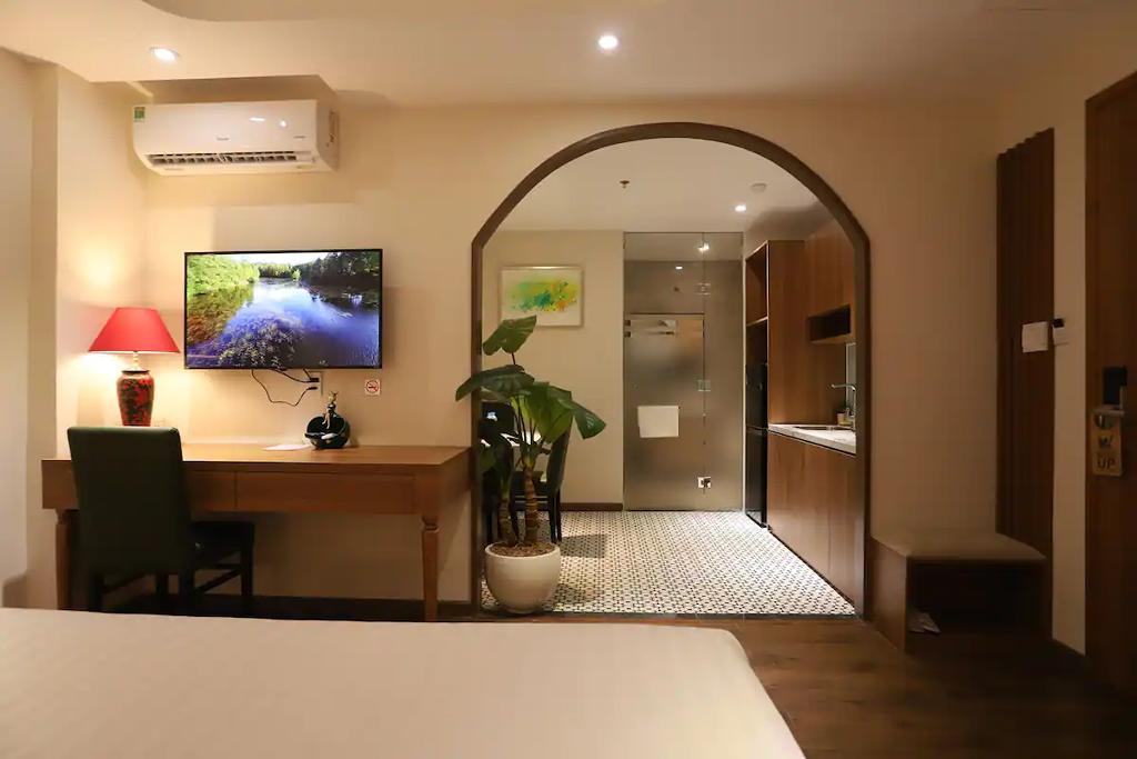 Lanura Apartments and Hotel by ZUZU